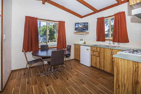 Echo Holiday Parks - Naracoorte - Hervey Bay Accommodation 37