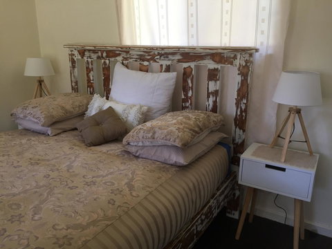 A Peaceful Cabin In The Country - Tourism Hervey Bay 3