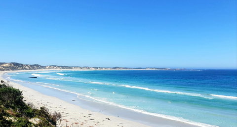 Rocks Retreat House With Sea Views - Hervey Bay Accommodation 7