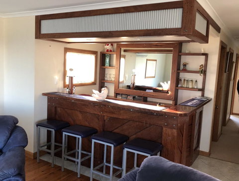 Rocks Retreat House With Sea Views - Hervey Bay Accommodation 1