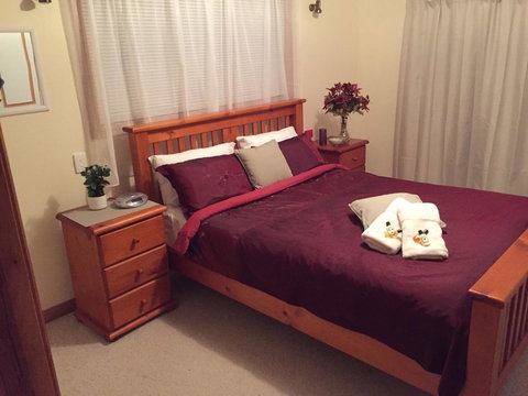 Rocks Retreat House With Sea Views - Hervey Bay Accommodation 6