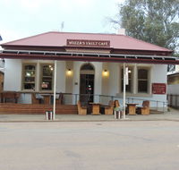 Wozza's BB - Tourism Hervey Bay