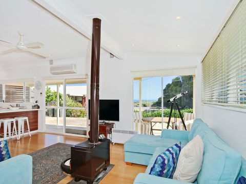 Boat House - Tourism Hervey Bay 3