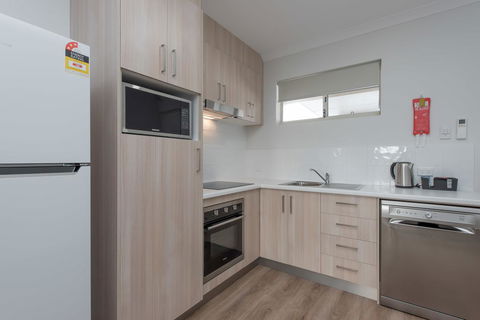 Jurien Bay Motel Apartments - Hervey Bay Accommodation 16