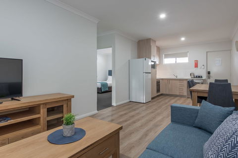 Jurien Bay Motel Apartments - Hervey Bay Accommodation 19