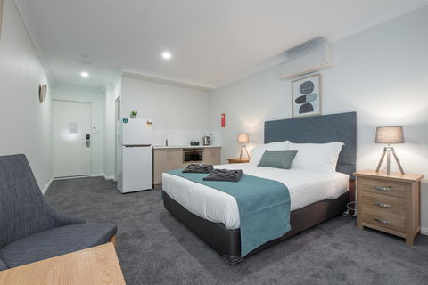 Jurien Bay Motel Apartments - Hervey Bay Accommodation 9