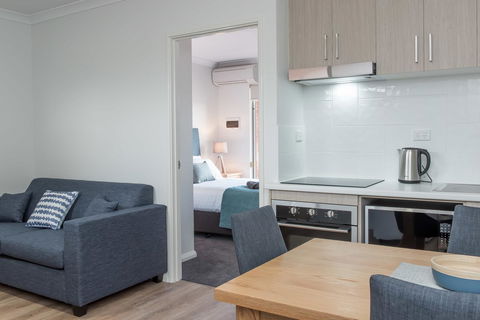 Jurien Bay Motel Apartments - Hervey Bay Accommodation 13