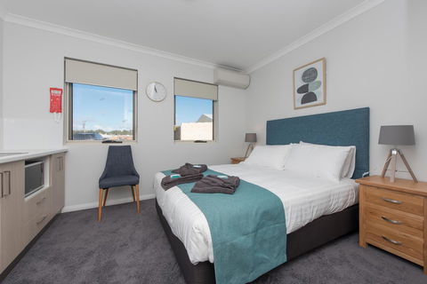 Jurien Bay Motel Apartments - Hervey Bay Accommodation 23