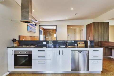 Eight Willows Retreat - Tourism Hervey Bay 7