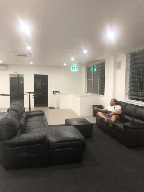 Perth City Backpackers Hostel - Note - Valid Passport Required To Check In - Hervey Bay Accommodation 12