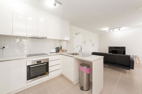 Yaran Suites - Tourism Hervey Bay 27