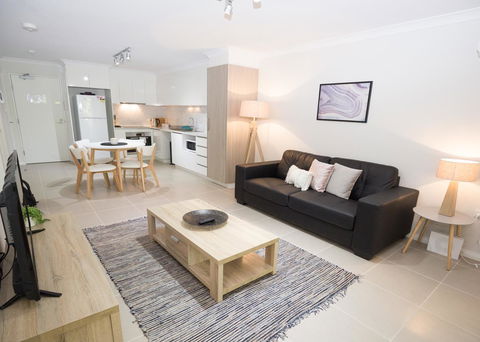 Yaran Suites - Tourism Hervey Bay 13