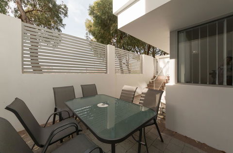 Yaran Suites - Tourism Hervey Bay 21