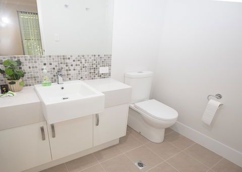 Yaran Suites - Tourism Hervey Bay 7
