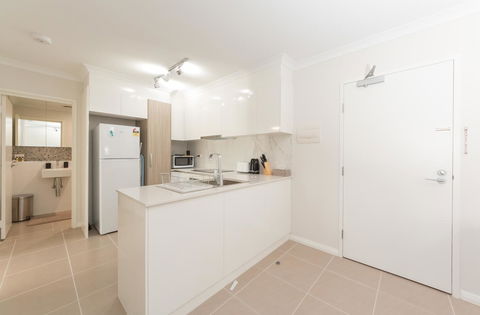 Yaran Suites - Tourism Hervey Bay 28