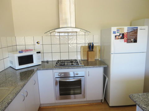 Kanga Cottage - Hervey Bay Accommodation 17