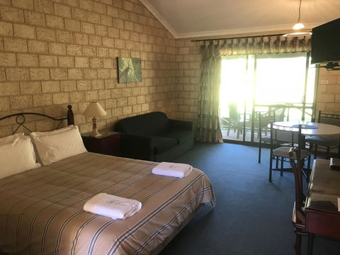 Karri Forest Motel - Tourism Hervey Bay 23