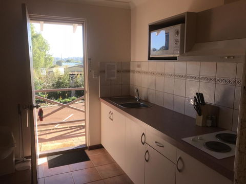 Karri Forest Motel - Tourism Hervey Bay 21