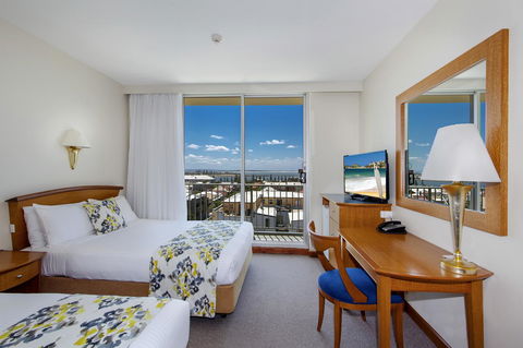 Noah\'s On The Beach - Tourism Hervey Bay 20