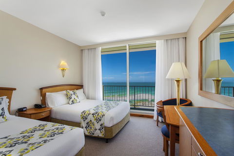 Noah\'s On The Beach - Tourism Hervey Bay 10