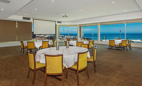 Noah\'s On The Beach - Tourism Hervey Bay 12