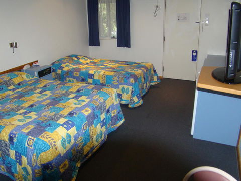 Dunsborough Central Motel - Hervey Bay Accommodation 24