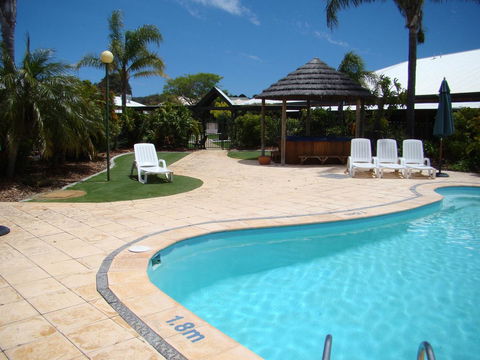 Dunsborough Central Motel - Hervey Bay Accommodation 0