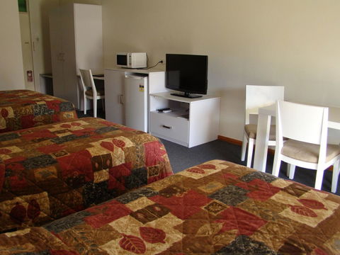 Dunsborough Central Motel - Hervey Bay Accommodation 13