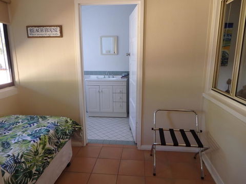 Lazy Lobster Holiday Units & Chalets - Tourism Hervey Bay 7
