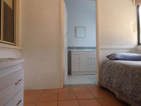 Lazy Lobster Holiday Units & Chalets - Tourism Hervey Bay 13