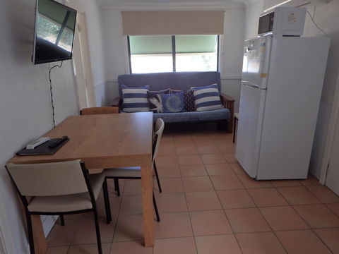 Lazy Lobster Holiday Units & Chalets - Tourism Hervey Bay 10