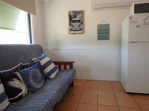 Lazy Lobster Holiday Units & Chalets - Tourism Hervey Bay 14