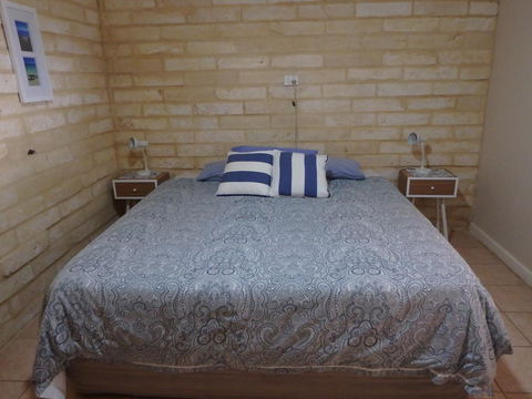 Lazy Lobster Holiday Units & Chalets - Tourism Hervey Bay 11