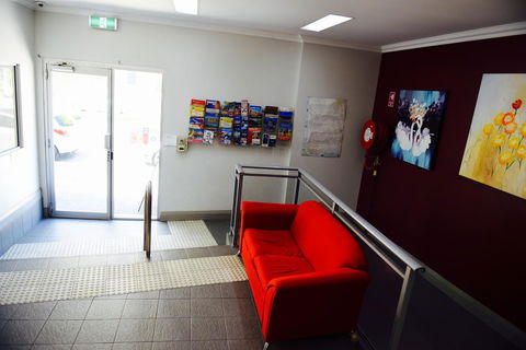 The Emperors Crown Hostel - Hervey Bay Accommodation 19