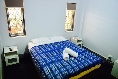 The Emperors Crown Hostel - Hervey Bay Accommodation 13