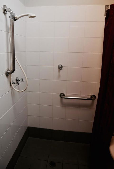 The Emperors Crown Hostel - Hervey Bay Accommodation 37
