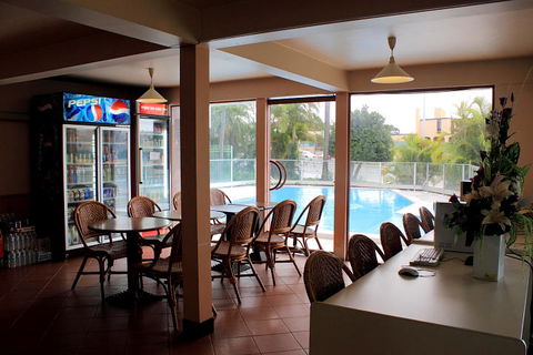 Econo Lodge Rivervale - Tourism Hervey Bay 17