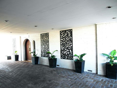 Econo Lodge Rivervale - Tourism Hervey Bay 11