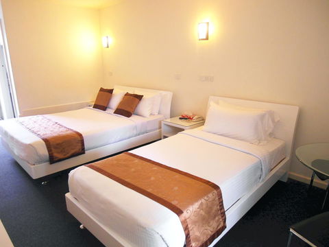 Econo Lodge Rivervale - Tourism Hervey Bay 21