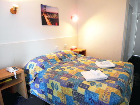 Econo Lodge Rivervale - Tourism Hervey Bay 23