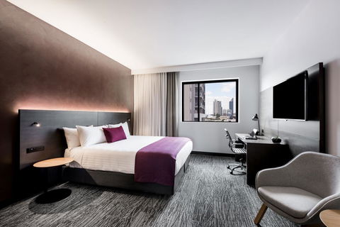 Holiday Inn West Perth, An IHG Hotel - Hervey Bay Accommodation 7