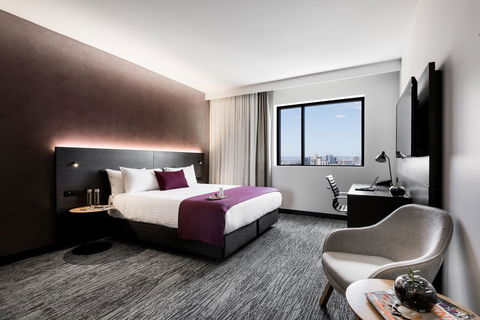 Holiday Inn West Perth, An IHG Hotel - Hervey Bay Accommodation 6