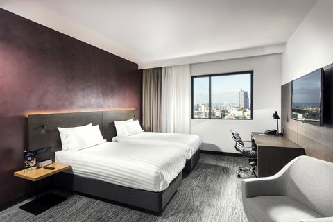 Holiday Inn West Perth, An IHG Hotel - Hervey Bay Accommodation 13
