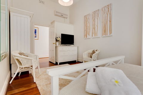 Cottesloe Beach House I - Tourism Hervey Bay 13