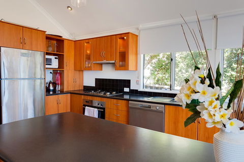 Cottesloe Beach House I - Tourism Hervey Bay 15