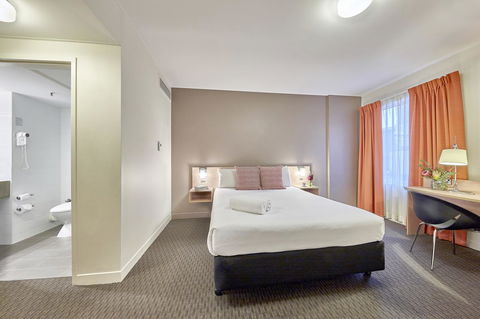 Ibis Perth - Tourism Hervey Bay 4