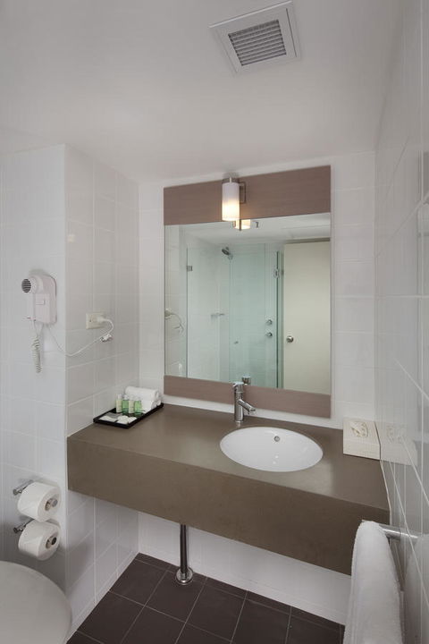 Ibis Perth - Tourism Hervey Bay 27