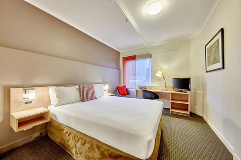 Ibis Perth - Tourism Hervey Bay 15