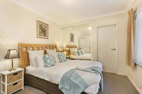 Perth Short Stays - Tourism Hervey Bay 2