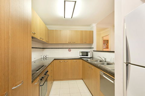 Perth Short Stays - Tourism Hervey Bay 35